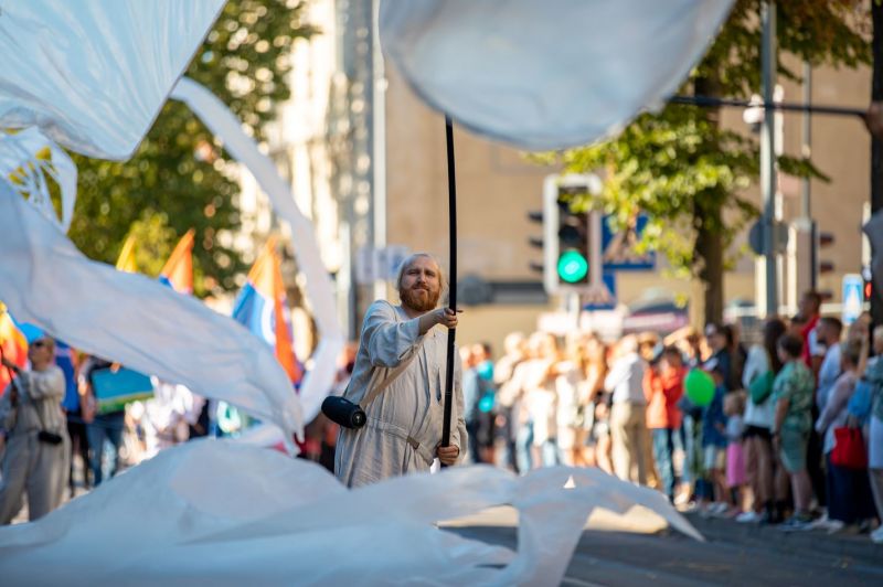 Rugsėjo 10 d. Klaipėdos lėlių teatras pradės sezoną reginiu „Apie žuvis ir žmones“. Arvydo Gurkšnio nuotrauka