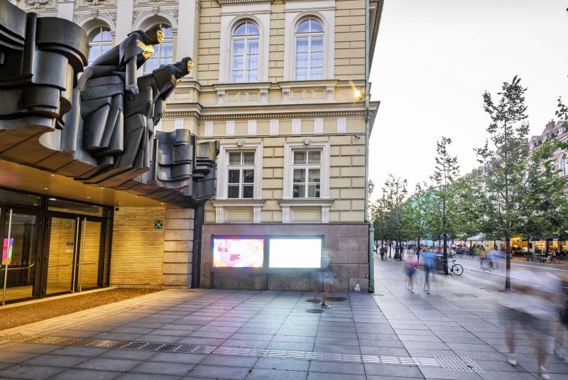 Lietuvos nacionalinis dramos teatras kviečia į naujo sezono premjeras ir spektaklius, sugrįžtančius į Didžiąją salę. Dmitrijaus Matvejevo nuotrauka