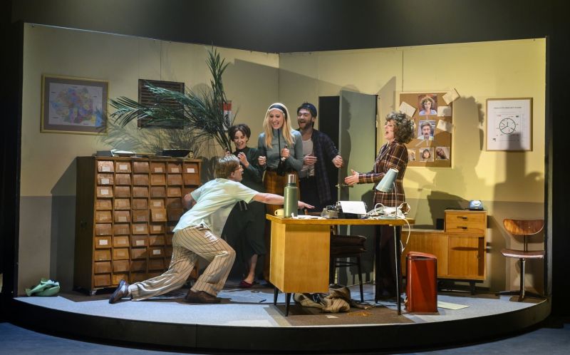 Scena iš spektaklio „Ruletė“, režisierius Jo Strømgrenas (Lietuvos nacionalinis dramos teatras, 2023). Dmitrijaus Matvejevo nuotrauka