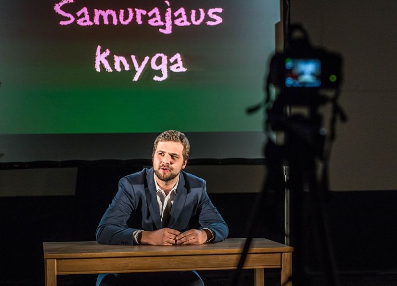 Jurgis Marčėnas spektaklyje „Samurajaus knyga“. Rengėjų archyvo nuotrauka