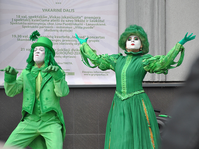 Mimų teatro pasirodymas. Miglės Munderzbakaitės nuotrauka