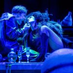 Scena iš spektaklio „Viktoras, arba Vaikai valdžioje“; Viktoras - Šarūnas Rapolas Meliešius, Ponia Ida Mortmar - Aurelija Tamulytė, režisierius Gintaras Varnas (Lietuvos nacionalinis dramos teatras, 2024). Dmitrijaus Matvejevo nuotrauka
