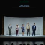 Scena iš spektaklio „La Obra“, režisierius Mariano Pensotti (tarptautinis teatro festivalis „TheATRIUM“, 2024). Pauliaus Sadausko nuotrauka