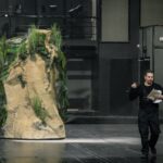 Scena iš spektaklio „Requiem“, režisierius Dmitrijus Krymovas (Klaipėdos dramos teatras, 2024). Domo Rimeikos nuotrauka