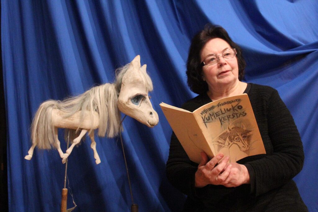 Aktorė Elena Židonytė-Žekienė (1937–2025). Nuotrauka iš Kauno valstybinio lėlių teatro archyvo