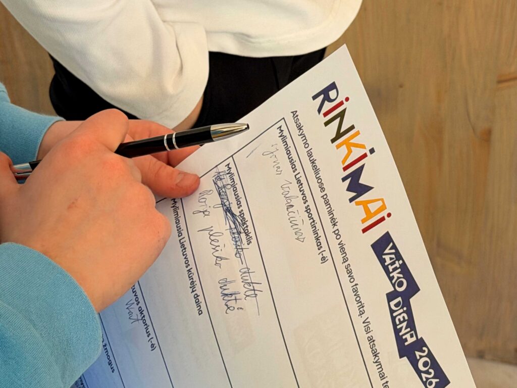 Startavo 72-oji vaikų rinkiminė apygarda. Nuotrauka iš Vilniaus teatro „Lėlė“ archyvo