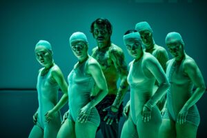 Akimirka iš šokio spektaklio „Godos“, režisierė ir choreografė Birutė Letukaitė (Kauno šokio teatras „Aura“). Sigito Daščioro nuotrauka