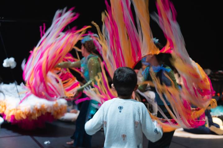 Akimirka iš spektaklio „Helix – kabantis sodas“, teatras „Spektra Kunst“ (Norvegija). Nuotrauka iš festivalio organizatorių archyvo
